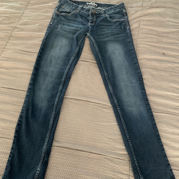 Reign Jeans - Picture 2 of 4